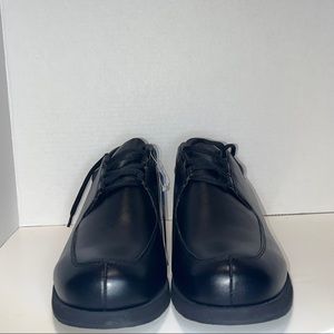 Drew size 10.5 men’s shoe!